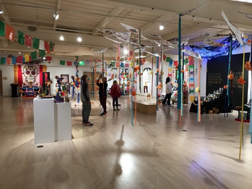 Photo of the Gallery with Day of the Dead ofrendas